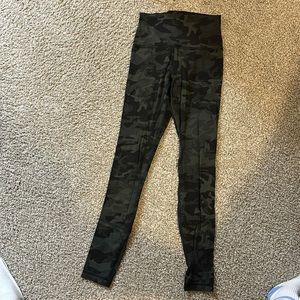 Lululemon camo leggings align